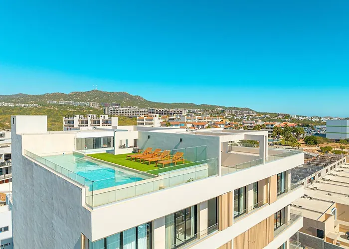 Apartamento 1st Floor Corner Unit With Rooftop Access To The Views In Cabo *